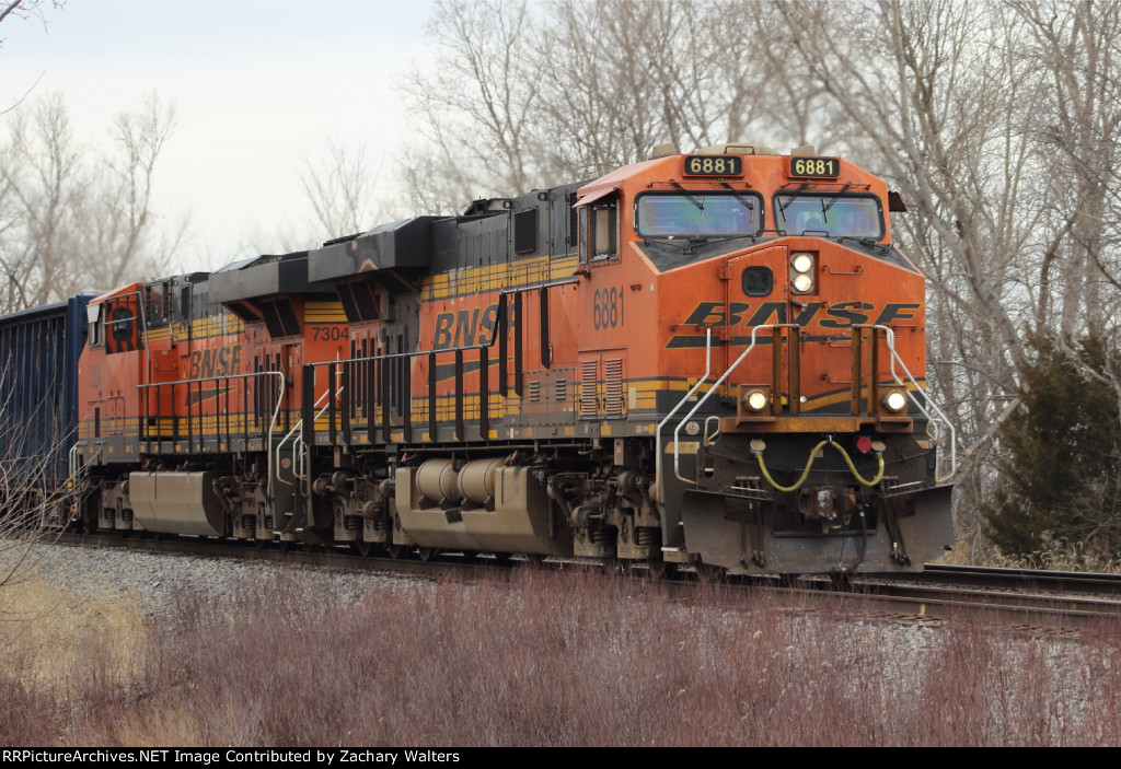BNSF 6881 7304